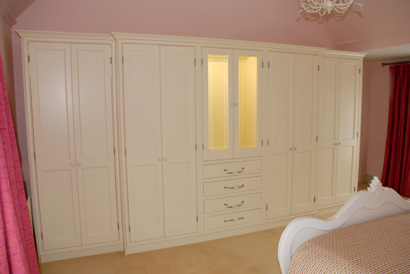 InFrame wardrobes painted